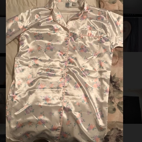 Satin Pink and Purple Roses Nightie - Picture 1 of 3